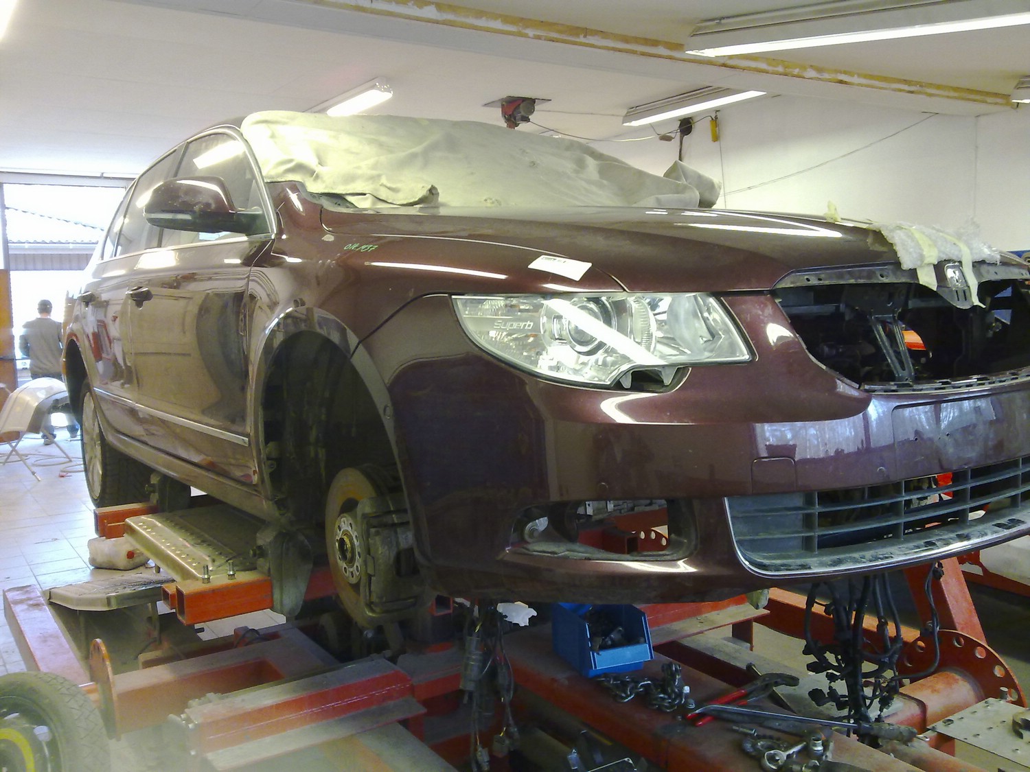 Skoda Superb kolarikorjaus — kuva 028